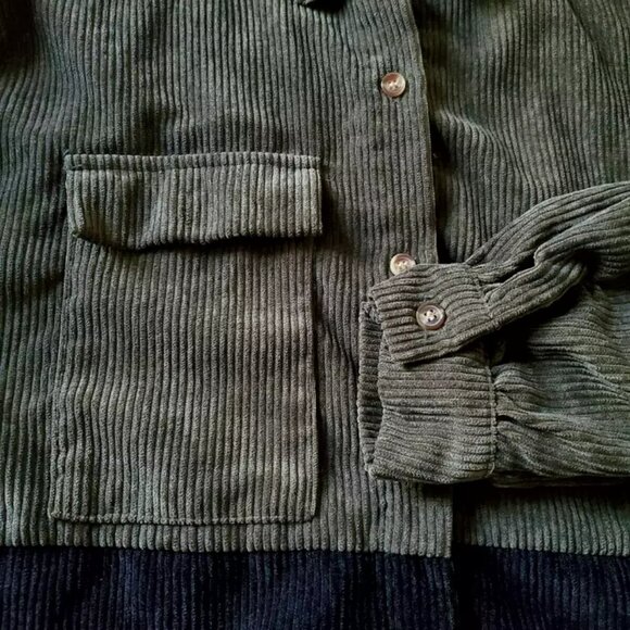 NASTY GAL CORDUROY SHIRT SIZE 6 LONG SLEEVES OLIVE GREEN & BLACK BUTTON POCKET - Picture 6 of 7